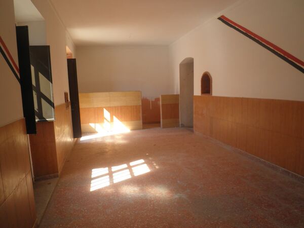 Espaço comercial para arrendar. Estabelecimentos para arrendar