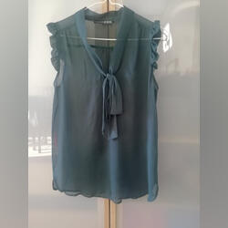 Blusa verde Primark. Camisas e Blusas