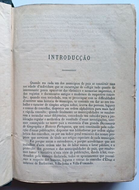 Dicionário Geographia e História Portugueza I e II. Livros
