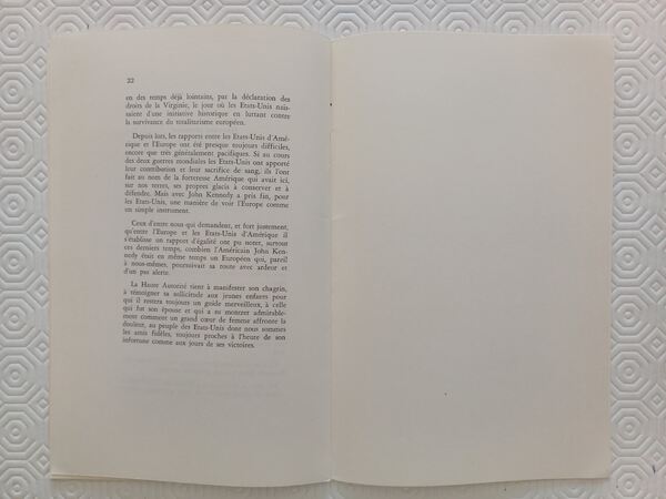 Brochura de Homenagem a John F. Kennedy 1963. Objectos históricos