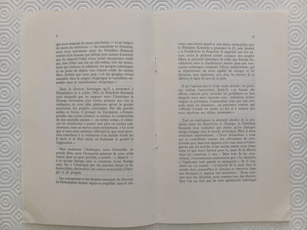 Brochura de Homenagem a John F. Kennedy 1963. Objectos históricos