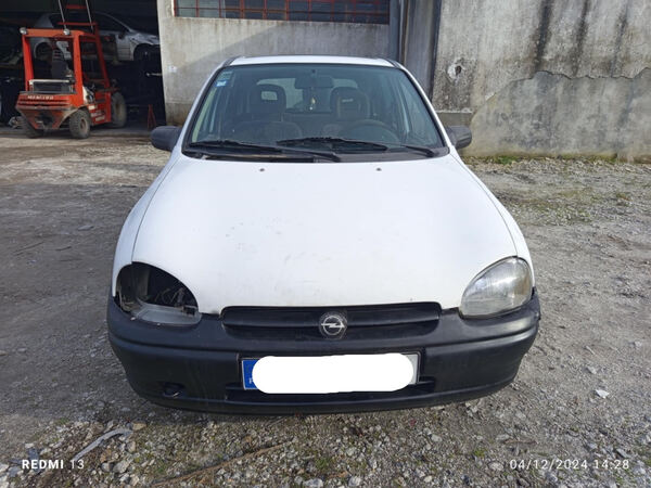 Para peças Opel Corsa B 1.5 TD ano 1994. Carros para Peças