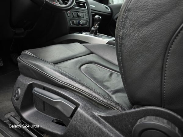 Audi A5 Cabriolet S-Line. Carros