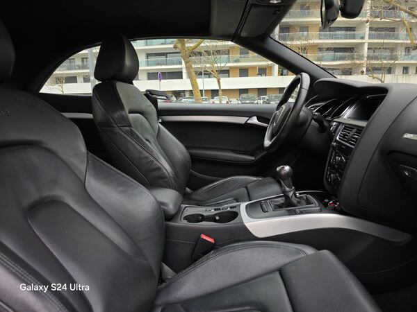 Audi A5 Cabriolet S-Line. Carros