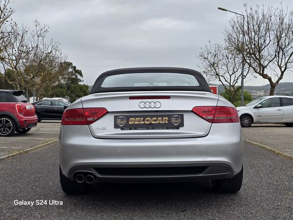 Audi A5 Cabriolet S-Line. Carros