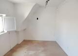 Moradia em Banda T1 + 2. Casa e apartamentos para vender