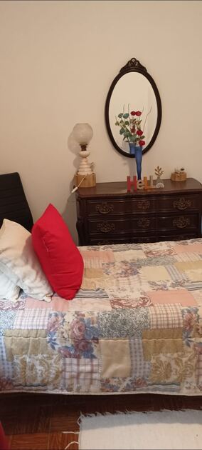 Aluco quarto com WC privado. Ofereço Quarto para Arrendar