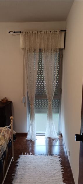 Aluco quarto com WC privado. Ofereço Quarto para Arrendar