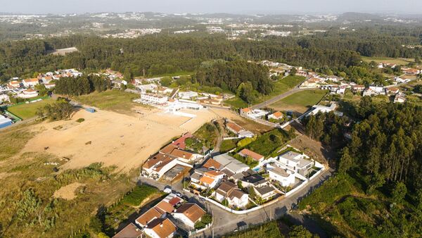 Terreno Urbano 682 m² em São Félix da Marinha . Lote