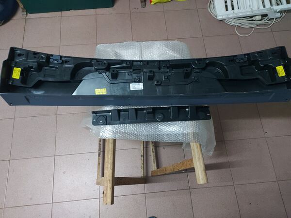 Friso da tampa da mala Renault Clio lV tourer . Outros (Acessórios Veículos)