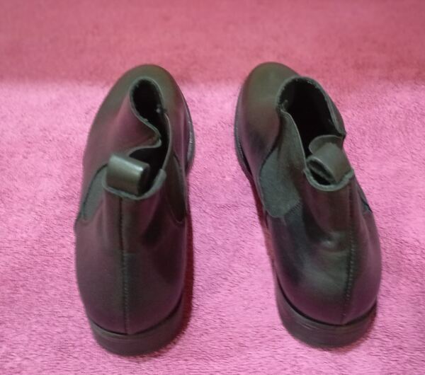 botas ou botins. Botas e botins