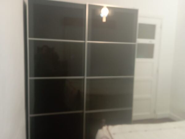 aluguer de quarto. Ofereço Quarto para Arrendar