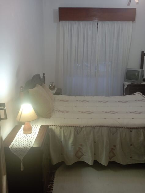 aluguer de quarto. Ofereço Quarto para Arrendar