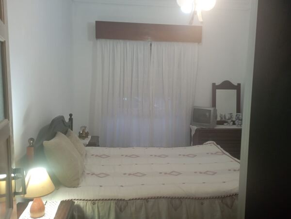 aluguer de quarto. Ofereço Quarto para Arrendar