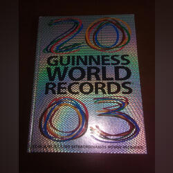 Livro Guiness World Records 2003. Livros. Loures.      Aceitável