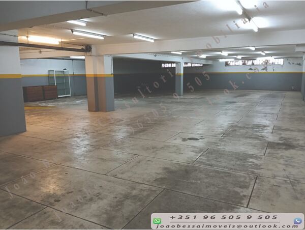 Área Comercial/Empresarial em Santo Ovídio – Vila . Lojas e estabelecimentos comerciais para vender