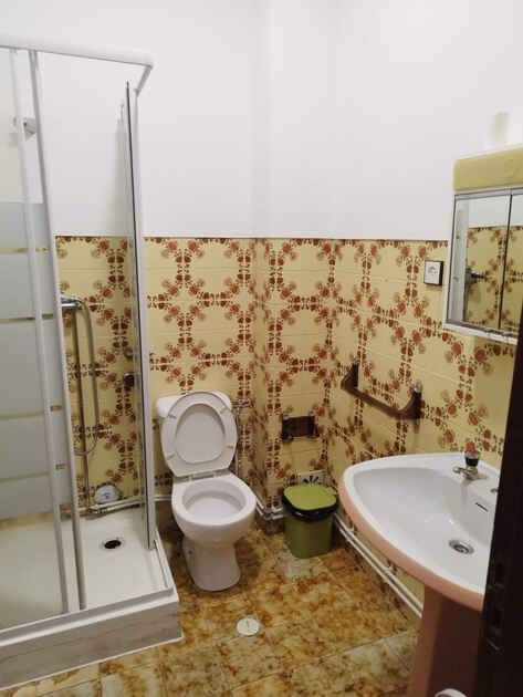 alugo quartos em viseu para estudantes e trabalhad. Ofereço Quarto para Arrendar