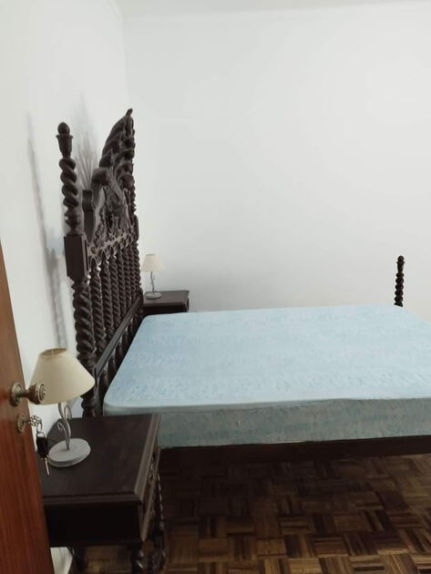 alugo quartos em viseu para estudantes e trabalhad. Ofereço Quarto para Arrendar