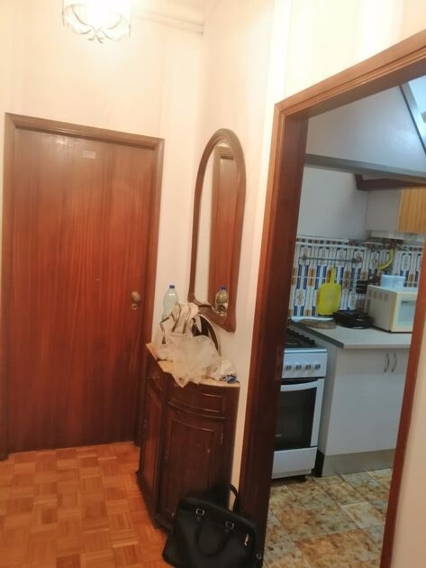 alugo quartos em viseu para estudantes e trabalhad. Ofereço Quarto para Arrendar