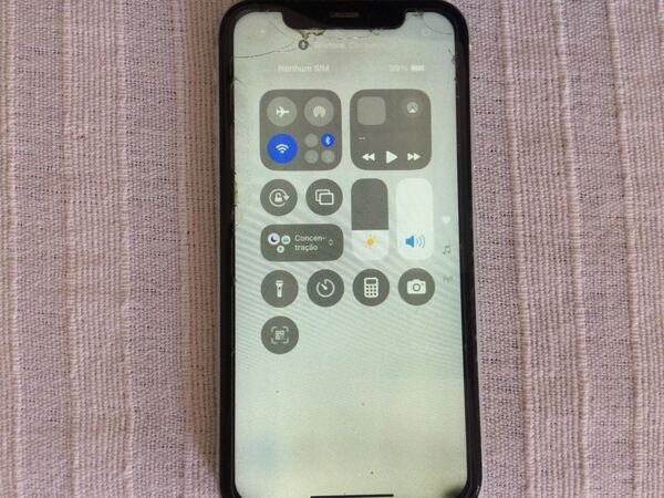 Iphone XR, 64 gb, branco, desbloq.. Telemóveis