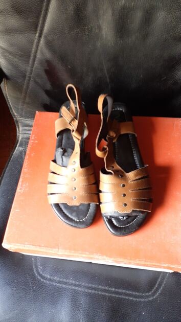 calçados mulher otimo preço.. Sandálias