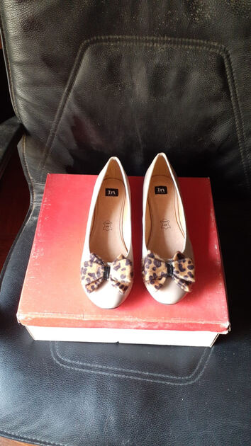 calçados mulher otimo preço.. Sandálias