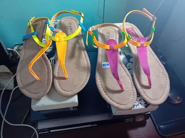 calçados mulher otimo preço.. Sandálias