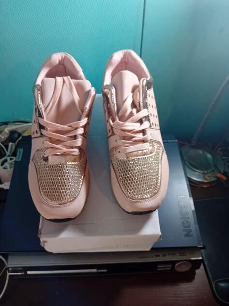 calçados mulher otimo preço.. Sandálias