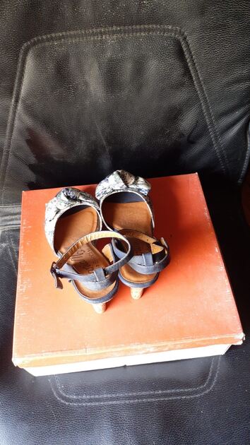 calçados mulher otimo preço.. Sandálias
