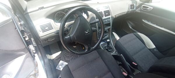 vendo carro barato Peugeot 307 sw-hdi 1600 . Carros