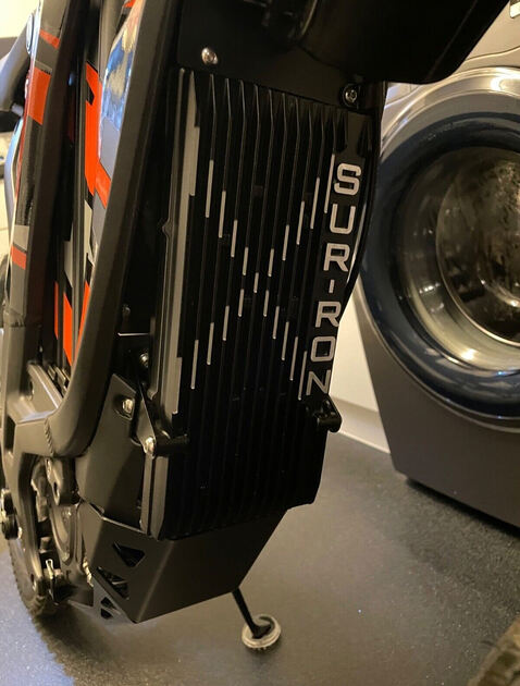 Sur Ron lbx 2022. Motos