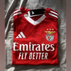 Camisola Principal Benfica. Camisolas futebol