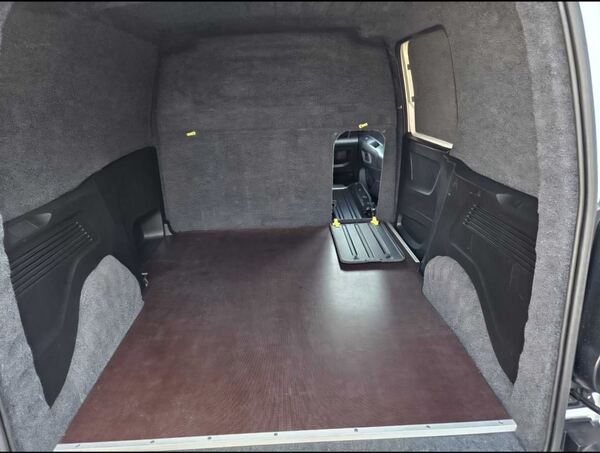 Toyota Proace City L1 1.5d 102cv Comfort 3L. Carros