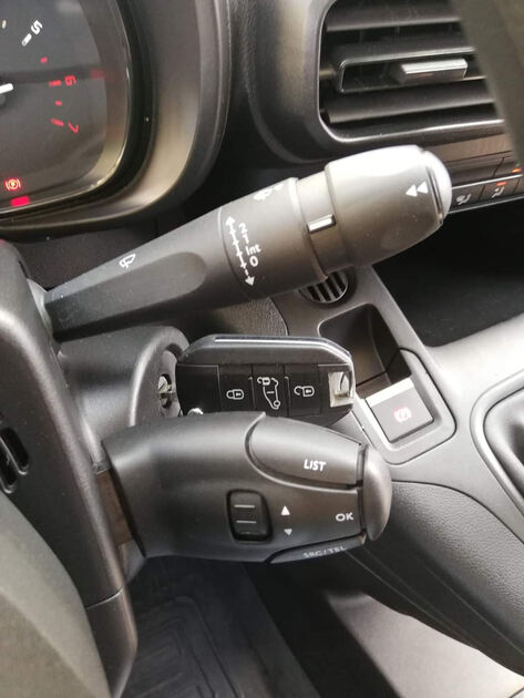 Toyota Proace City L1 1.5d 102cv Comfort 3L. Carros