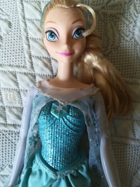 Boneca Elsa da Frozen - Ref. CJJ10. Bonecas