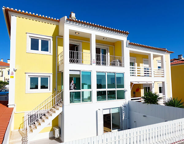 Moradia T5+2 - São Domingos de Rana. Casa e apartamentos para vender