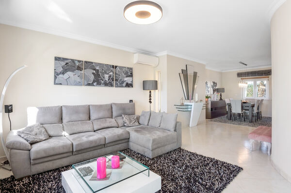 Moradia T5+2 - São Domingos de Rana. Casa e apartamentos para vender