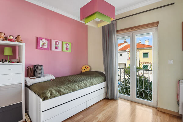 Moradia T5+2 - São Domingos de Rana. Casa e apartamentos para vender