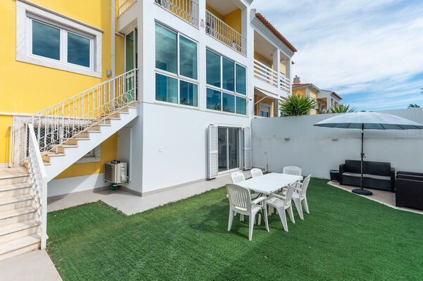 Moradia T5+2 - São Domingos de Rana. Casa e apartamentos para vender