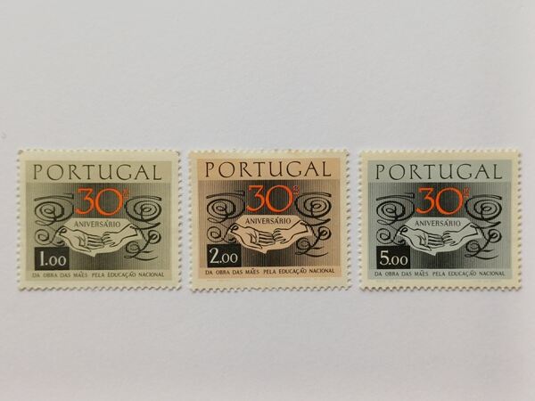 30º AnivObra das Mães pela Educação Nacional 1968. Selos