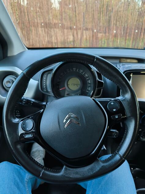 Citroen c1 . Carros
