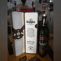 Whisky glenfiddich pure malt special old reserv. Alimentos e bebidas. Golegã