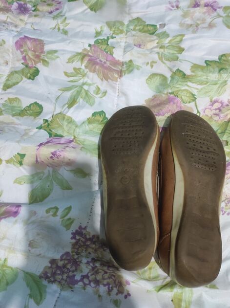 Sapatos de mulher . Outros (Calçados femininos)