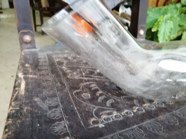 urinol antigo em vidro. Outros