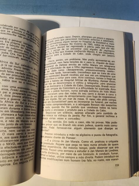 O Quarto Protocolo -  Frederick Forsyth. Livros