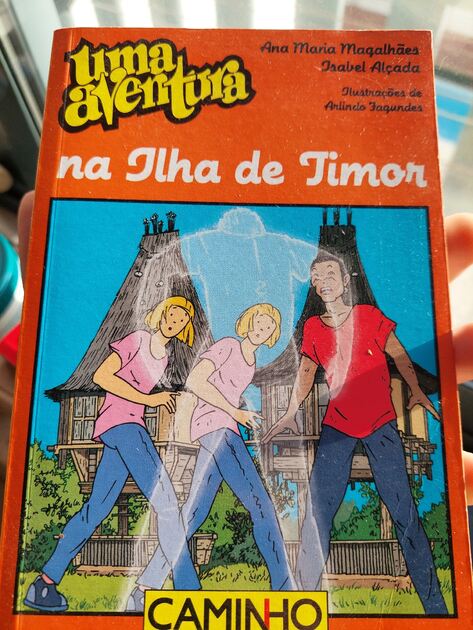 "Uma Aventura na Ilha de Timor". Livros