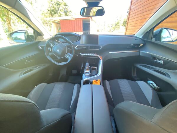 PEUGEOT 3008. Motor e componentes