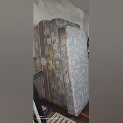 Lote de colchões (20€ cada). Colchões