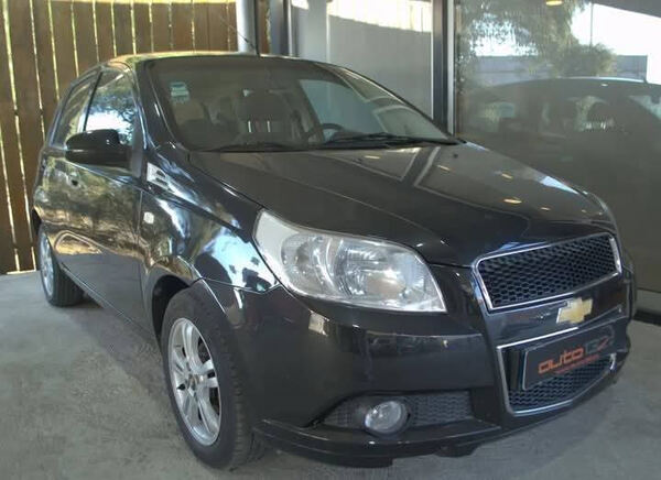 Carros bom preço AVEO , SPARK, CLIO. Carros