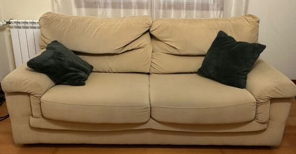 Vendo Sofás. Sofás e Poltronas